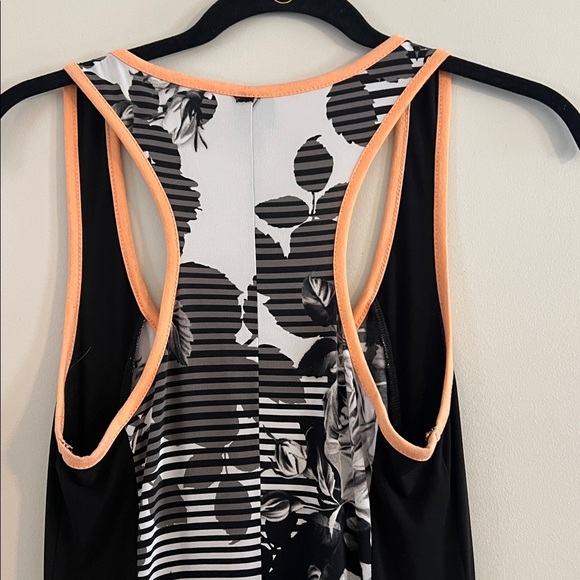 2B Bebe Black and White Floral Maxi Dress With Orange Neckline Trim Size M - Picture 4 of 9